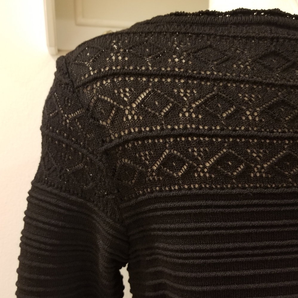 St. John Collection Vintage Spring 02' Black Open Knit Tunic Top Sz 4 S-M - Picture 3 of 15